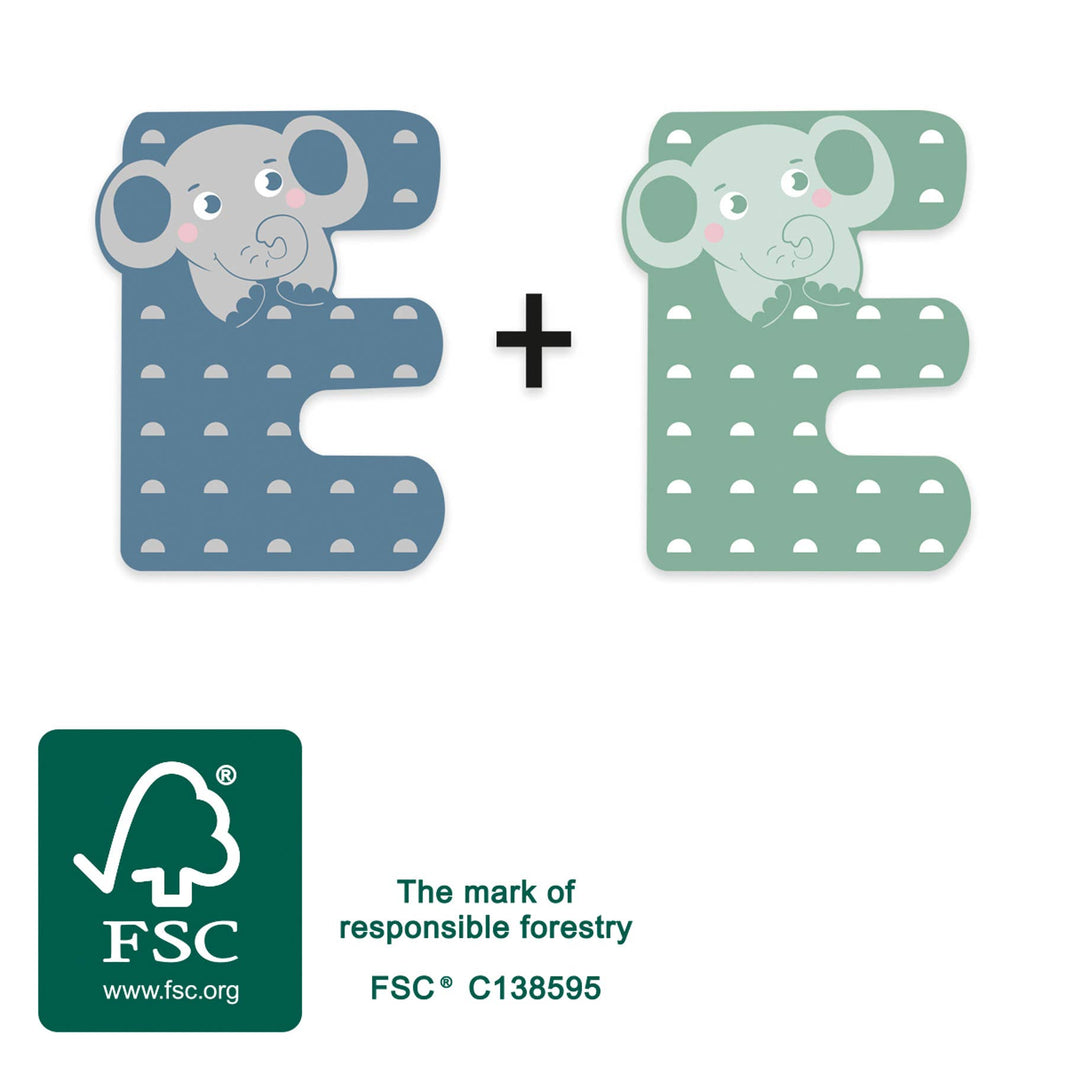 small foot Träbokstäver E