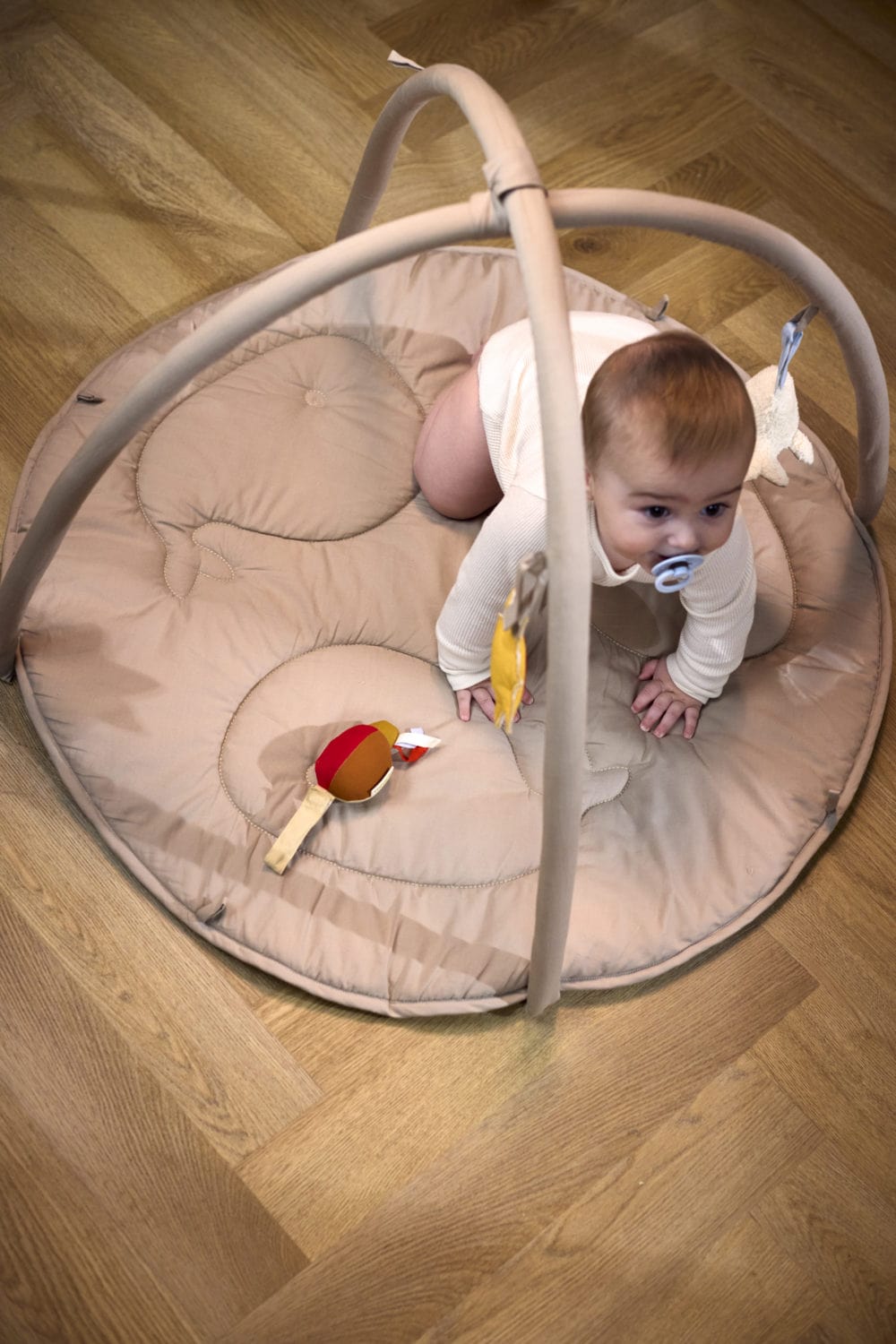 Babygym - Filibabba Fjord aktivitetsgym Beige