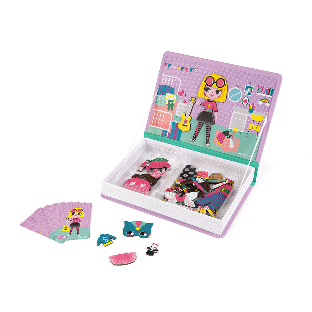 Magneti'Book - Girl's Costumes - 46 magnets
