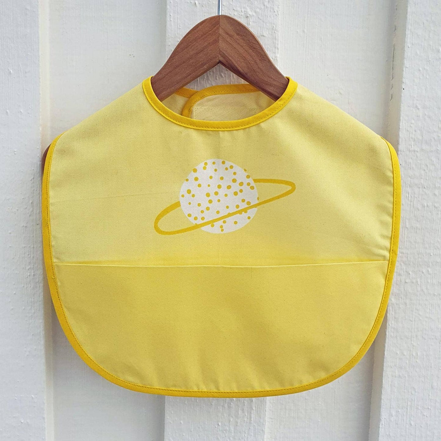 Ekologisk babyhaklapp Yellow Planet