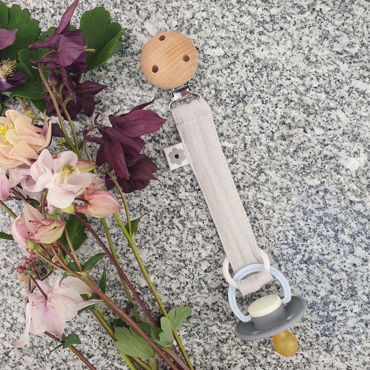 Organisk Nappklämma Muslin Silvergrå