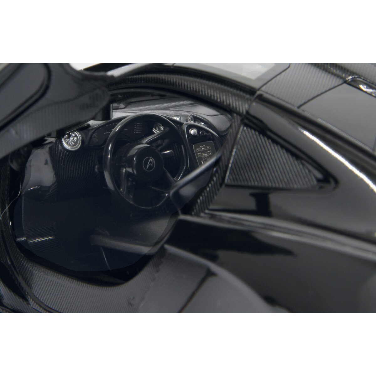 JAMARA McLaren P1 1:14 black 2,4GHz manual door
