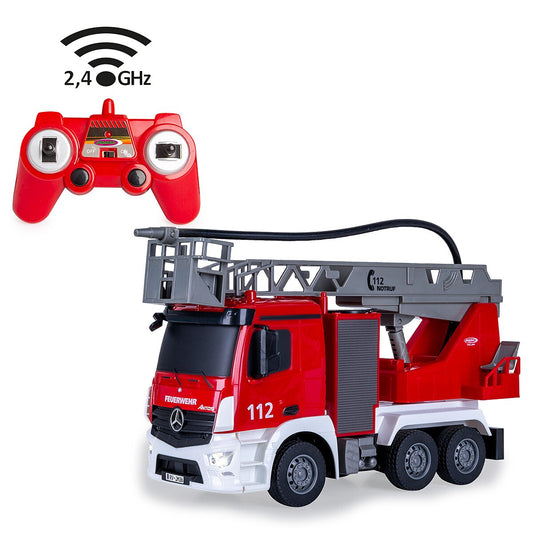 JAMARA Fire Truck turnable Ladder Mercedes-Benz Antos 1:26 2,4GHz with spray function