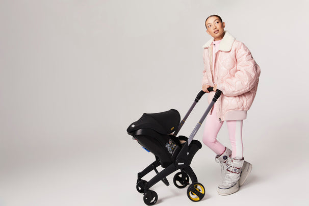 Doona i babyskydd  i "Nitro Black"