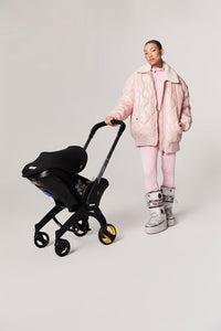 Doona i babyskydd  i "Nitro Black"