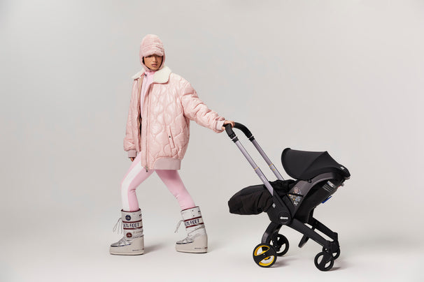 Doona i babyskydd  i "Nitro Black"