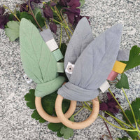 Summerville Crinkle Toy Leaves