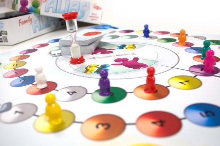 Tactic Alias Familjespel