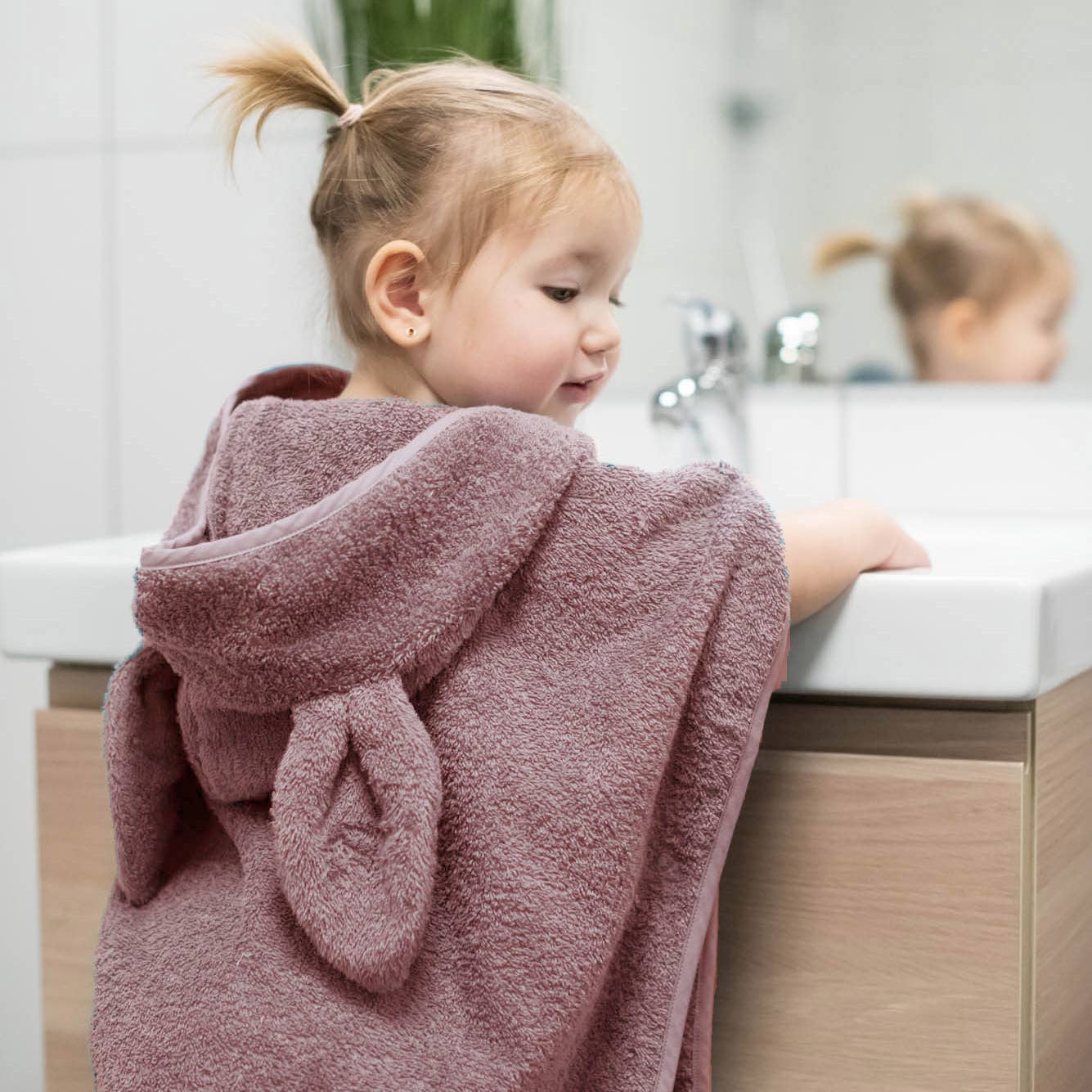 Ekologisk Badponcho Kanin Ljuslila