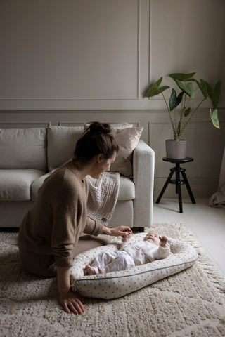 Vinter & Bloom Meadow Baby Sleep Nest