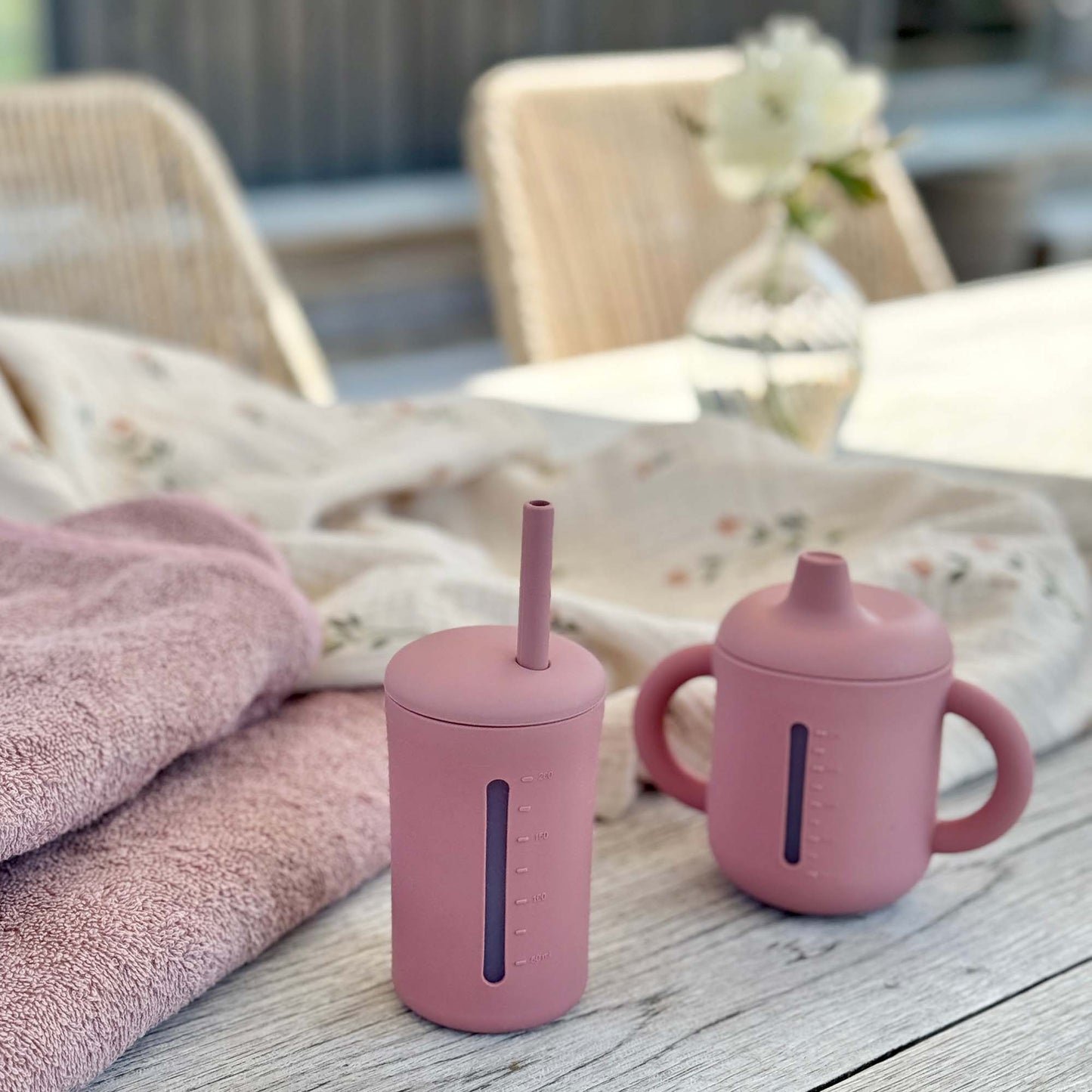 Mugg med sugrör silikon 200 ml dammig ros