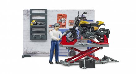 Tactic bworld Motorcycle Service Ducati