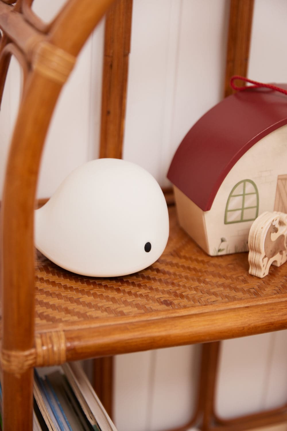 Filibabba träbondgård med djur