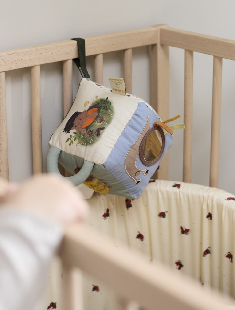 Filibabba Activity Cube