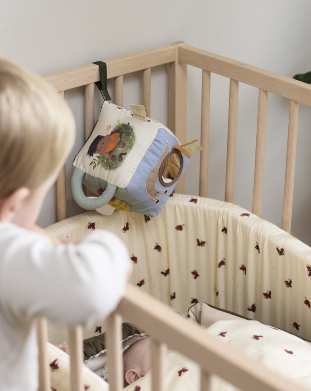 Filibabba Activity Cube