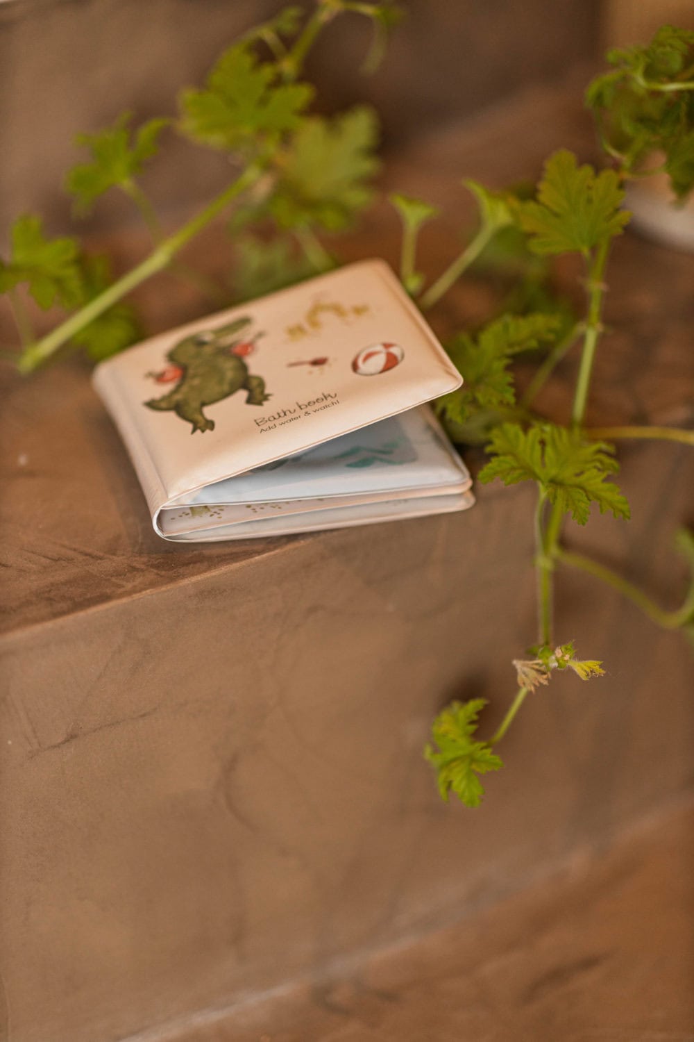 Filibabba Bath book - Dino Beach