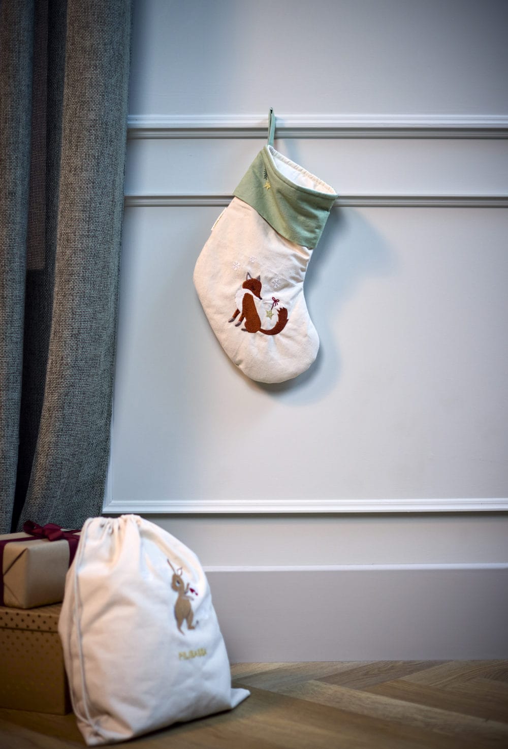 Filibabba Broderad Julstrumpa - Vinterräv