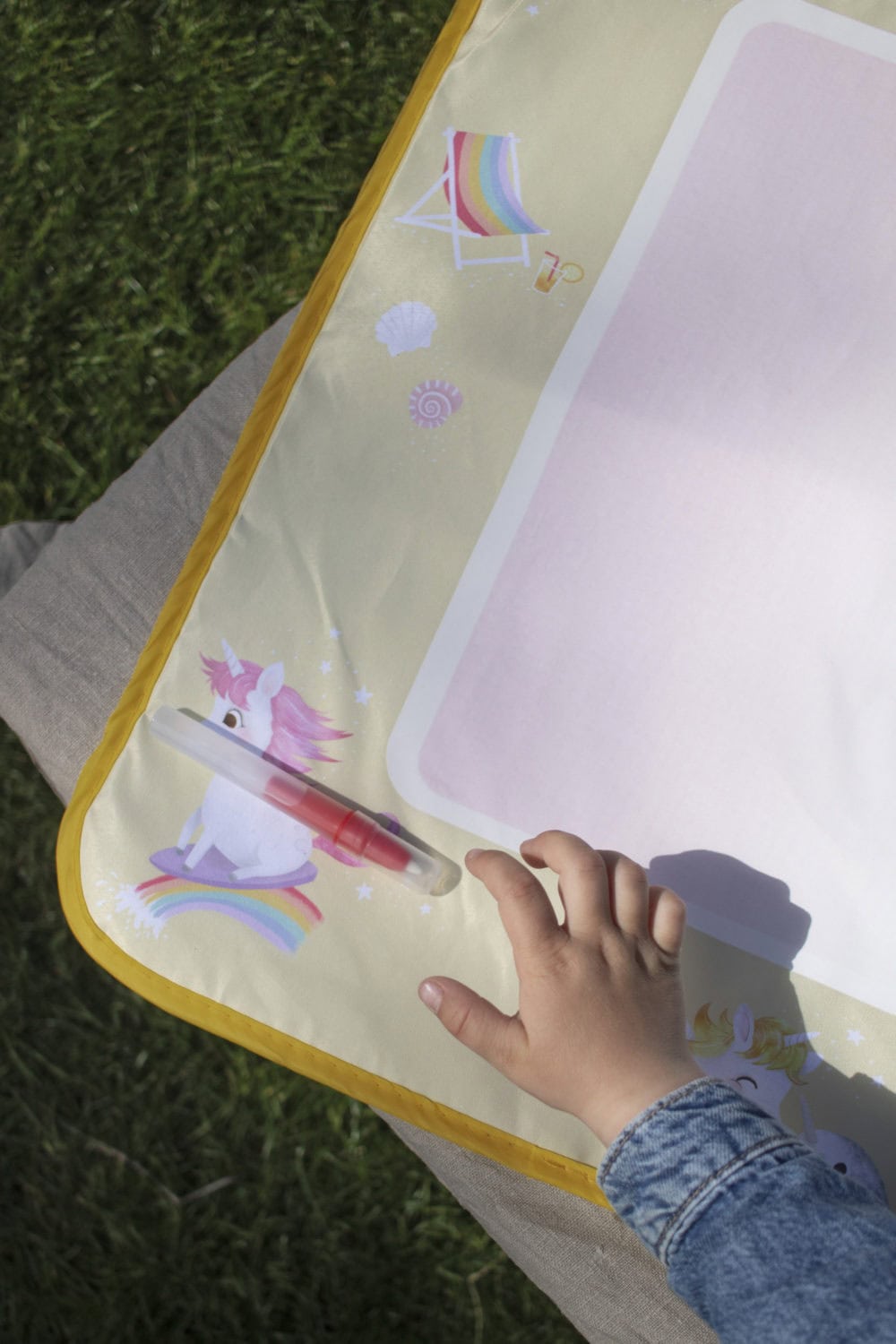 Filibabba Water drawing mat – Unicorn Shores