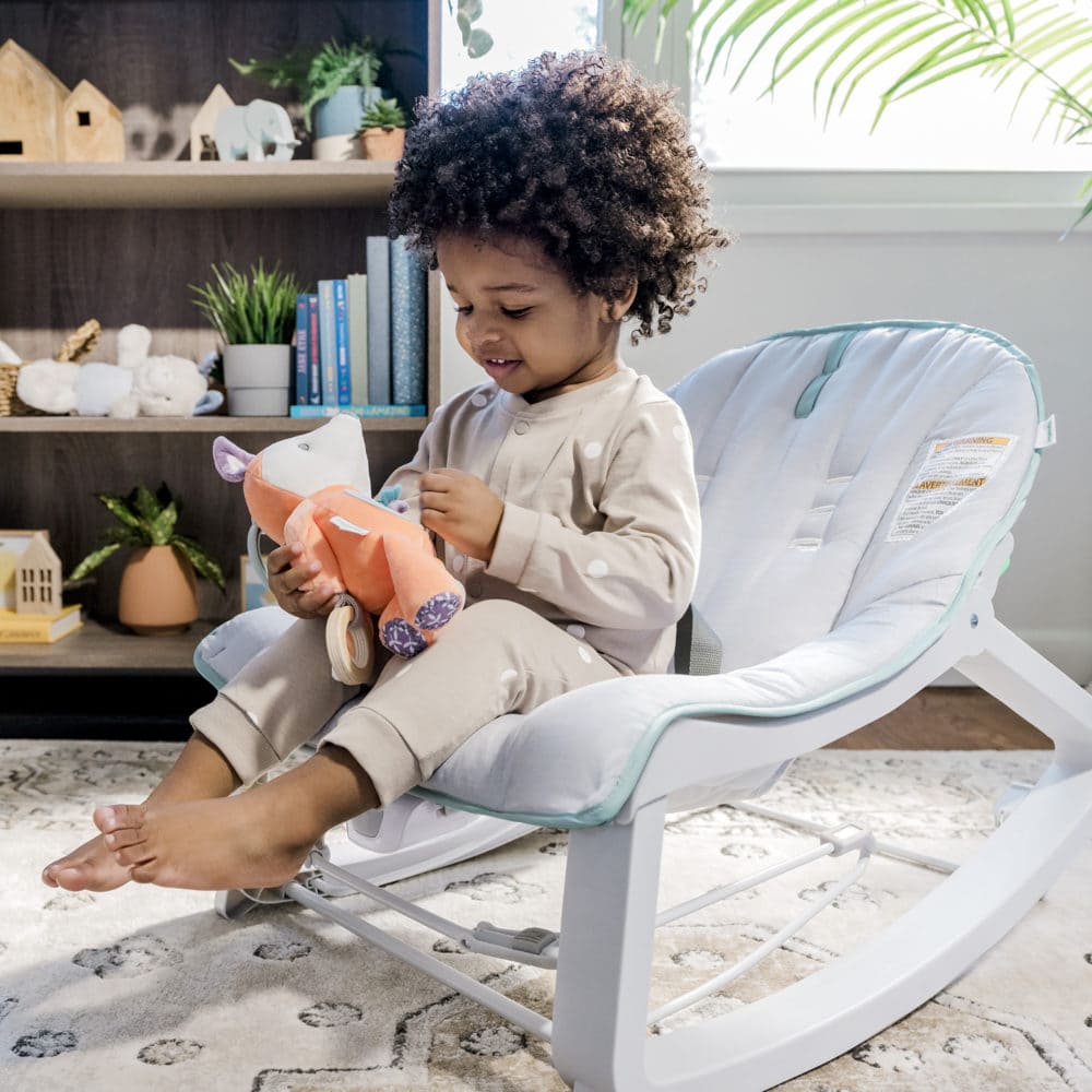 Keep Cozy™ Grow with Me Rocking Seat - Weaver™ babysitter