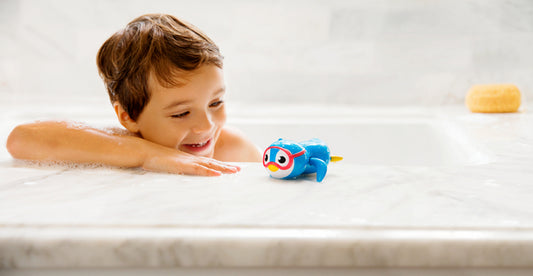Munchkin Swimming Penguin