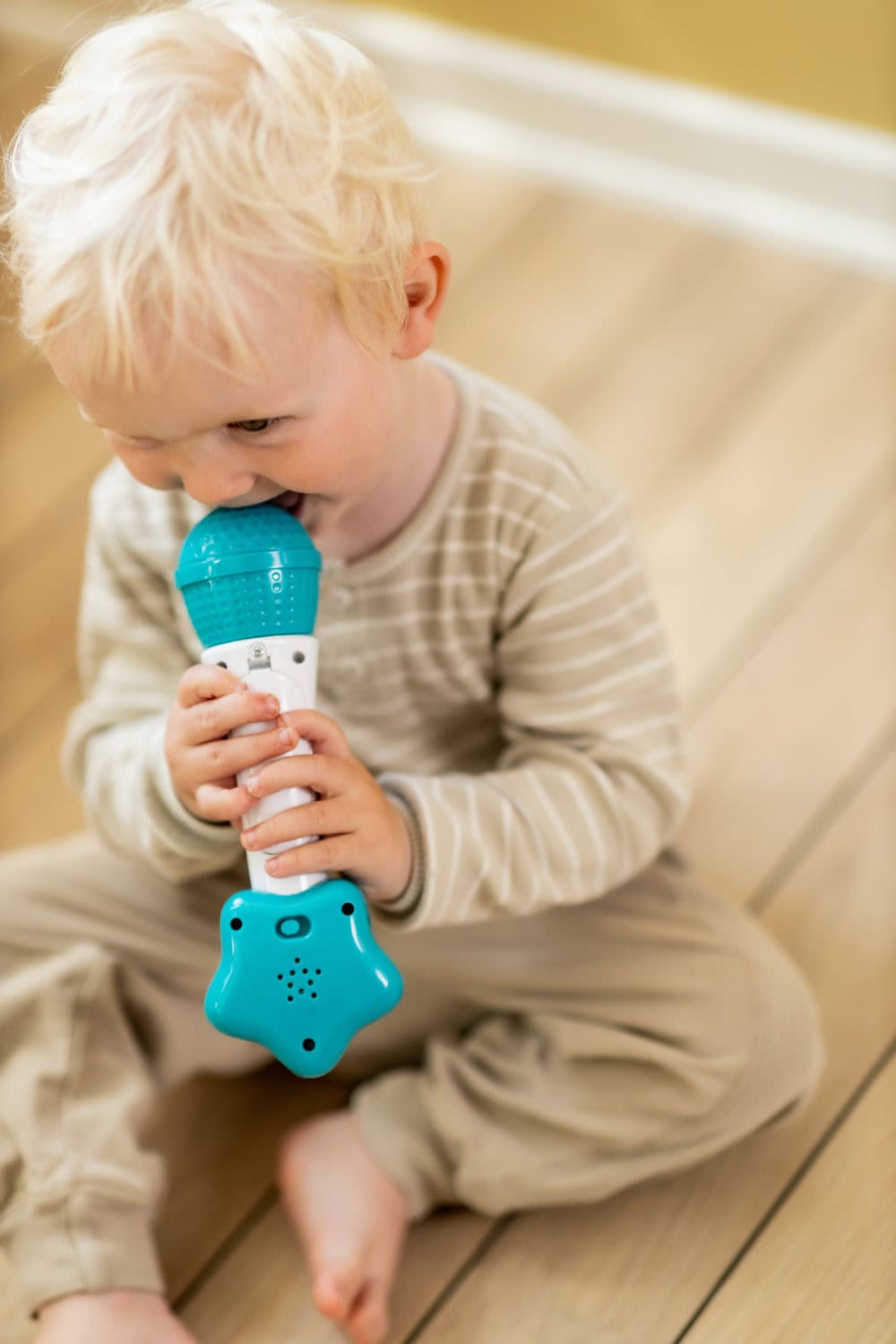 Scandinavian Baby Mikrofon med Ljus