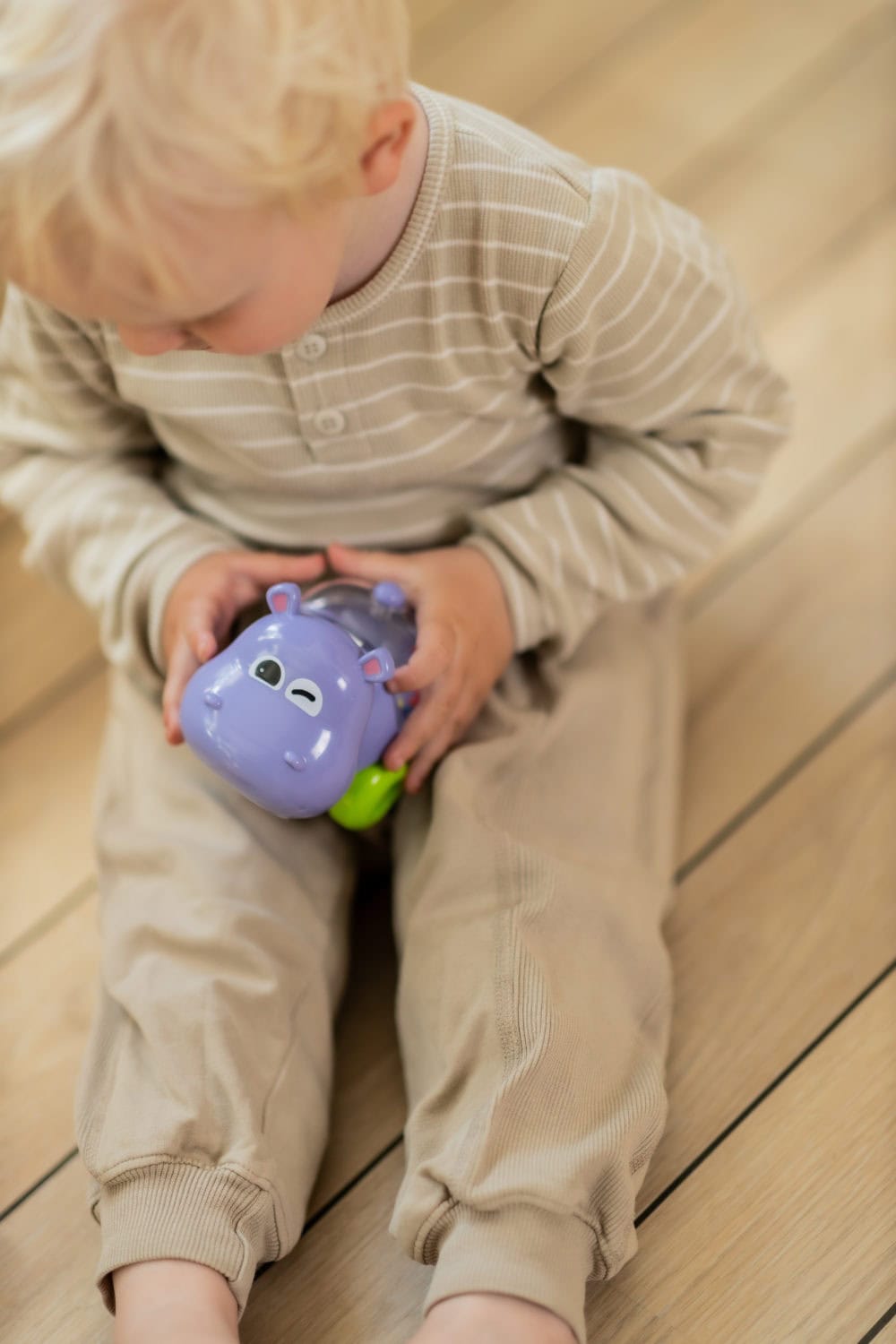Scandinavian Baby Bouncing Play Car