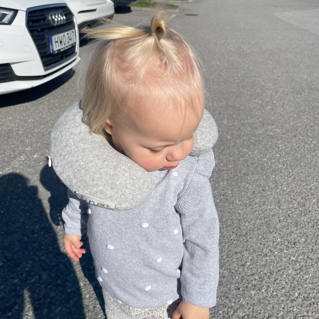 Roll About Tinéo Nackkudde Barn