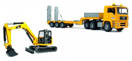 Tactic MAN TGA med CAT-minigrävare