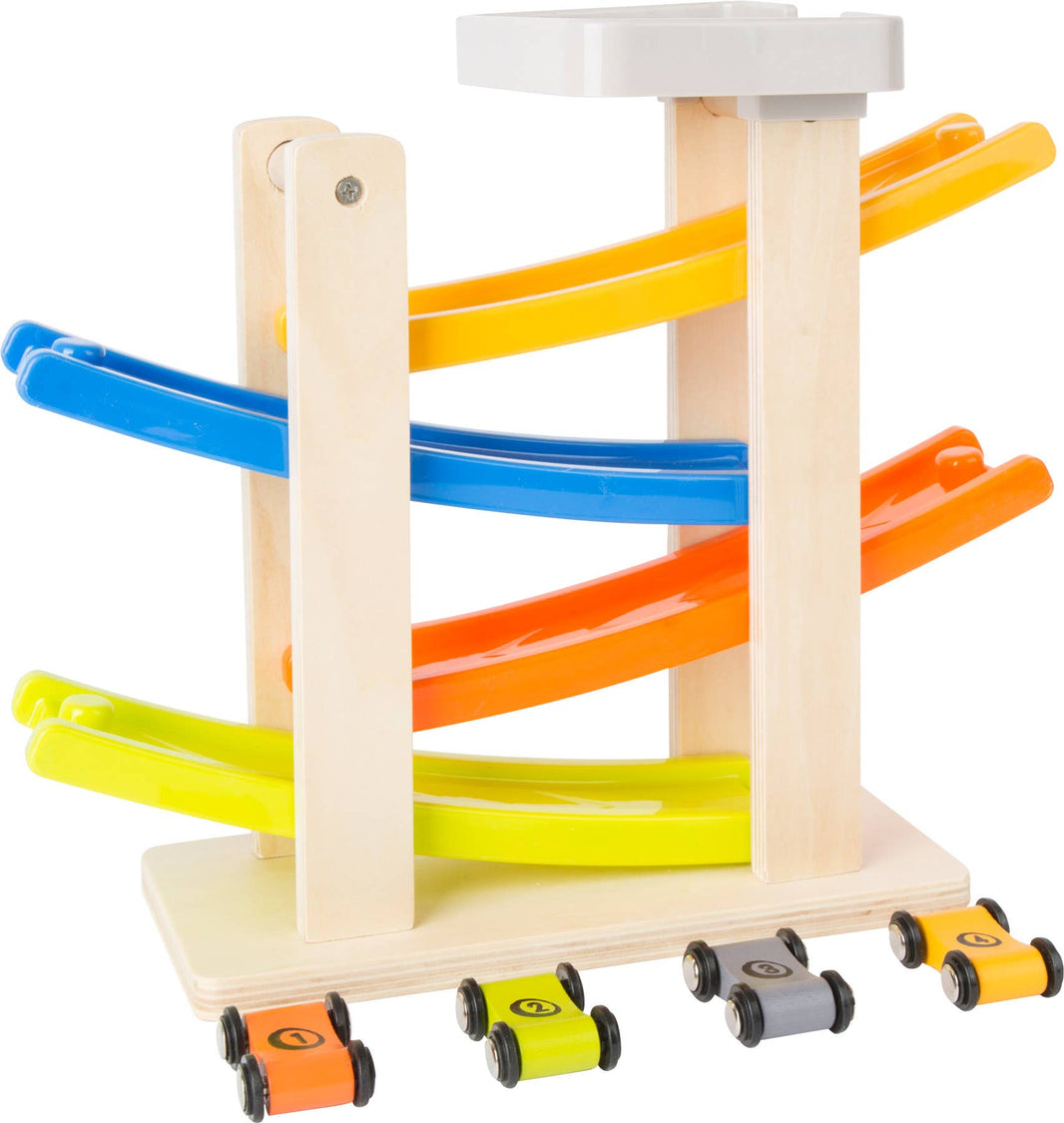 small foot Tävlingsbana med parkeringsdäck