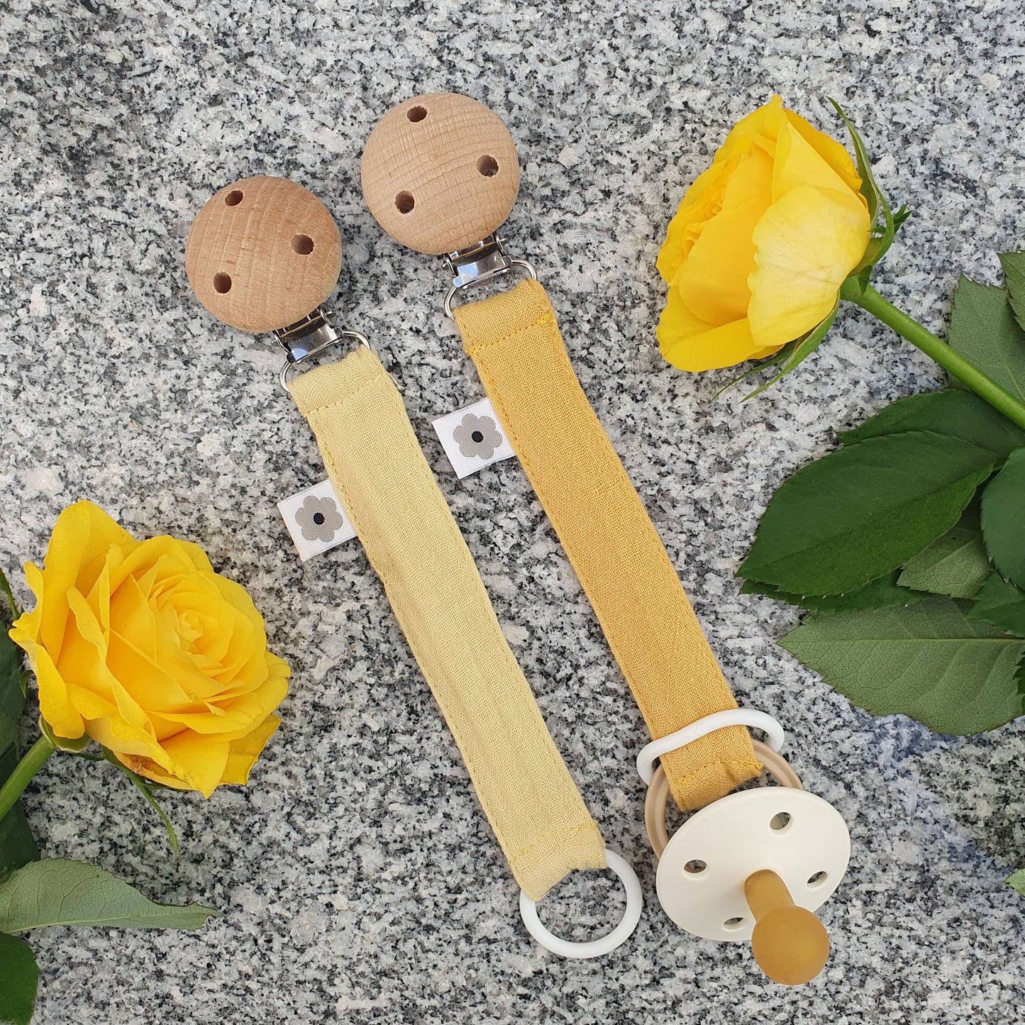 Organisk Nappklämma Muslin Solgul